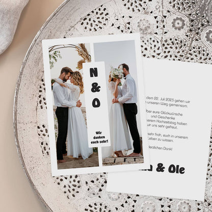 Danksagungskarte zur Hochzeit mit Initialen