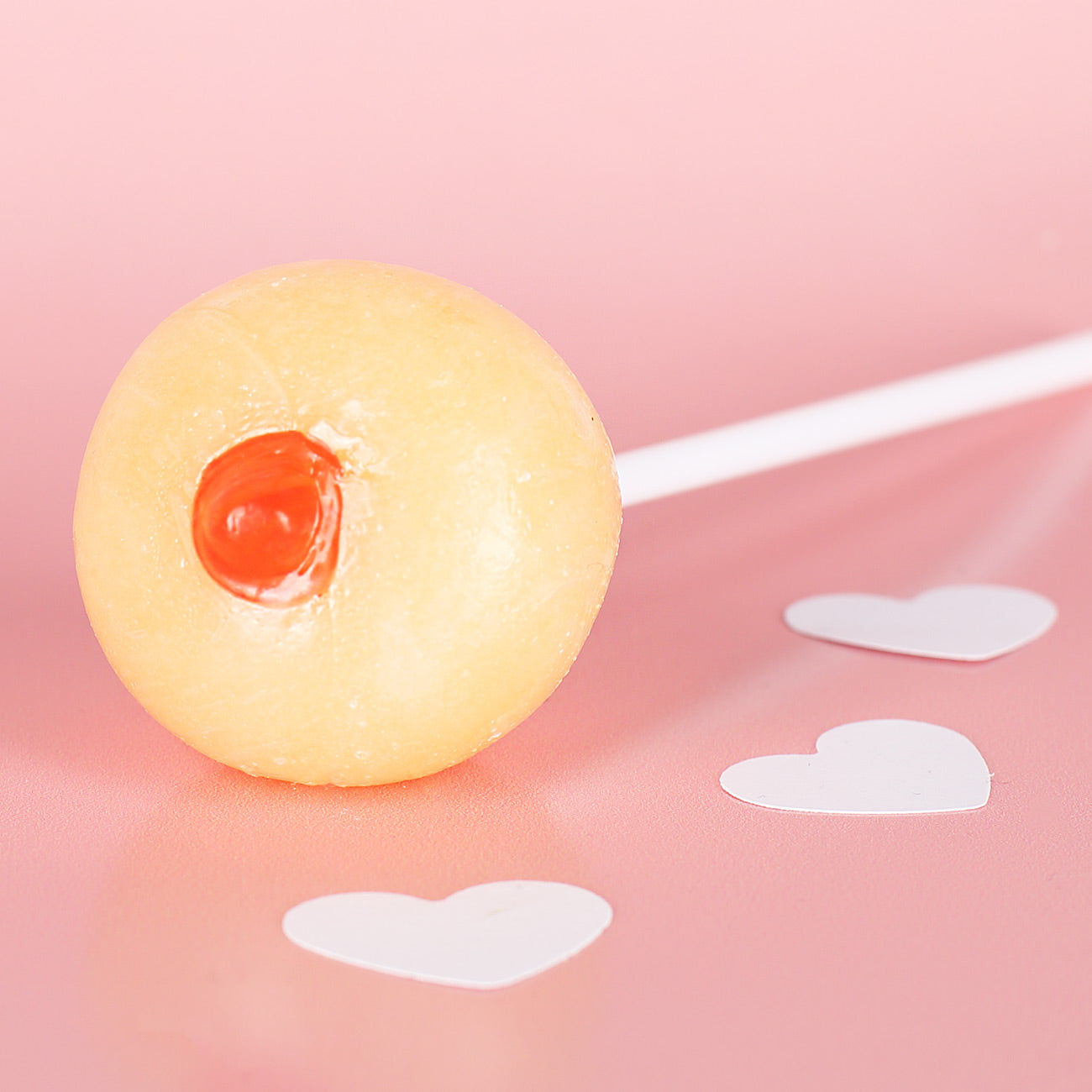 Süßer Genuss mit dem Brust Lolli