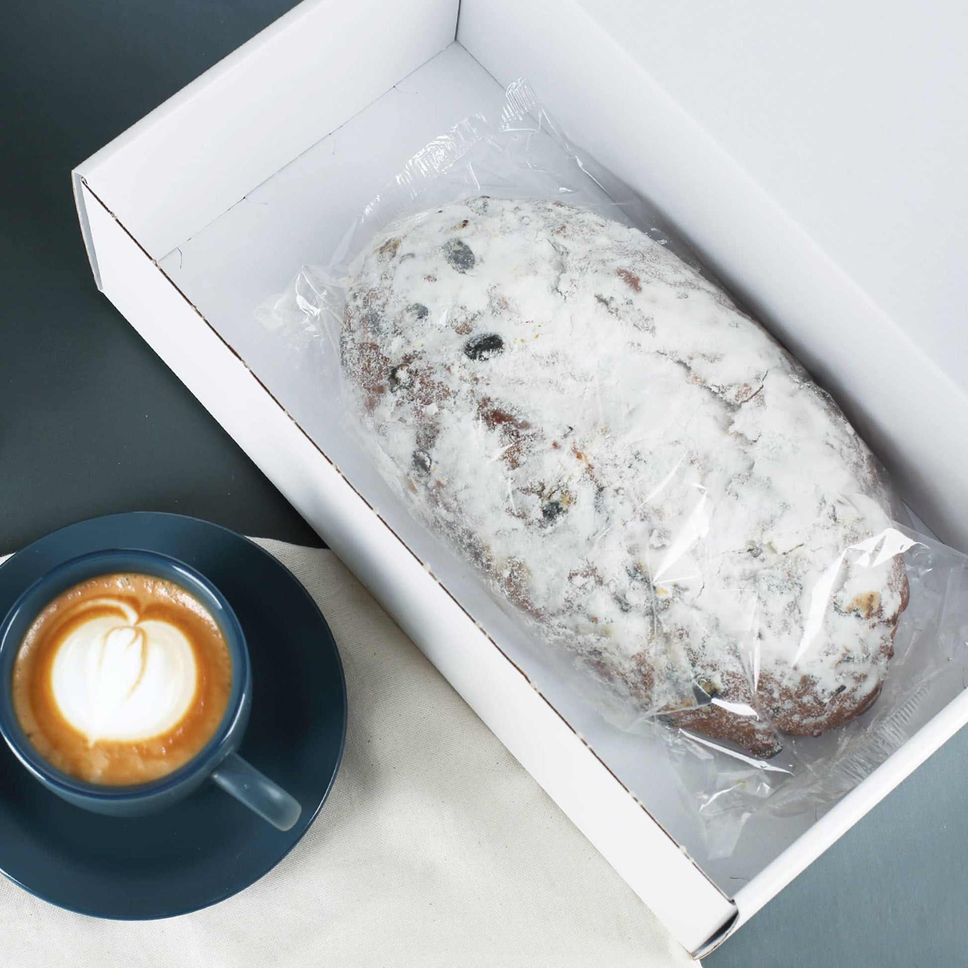 1000g feinster Rosinenstollen