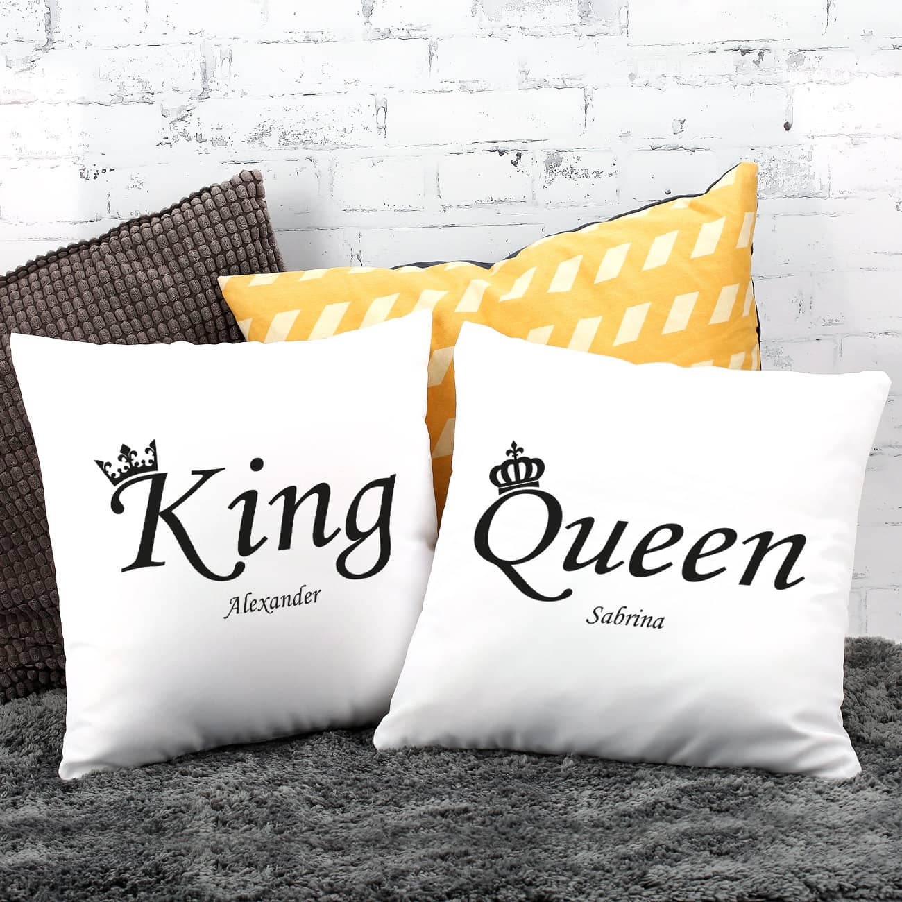 "King & Queen" Kissenset mit Ihren Namen