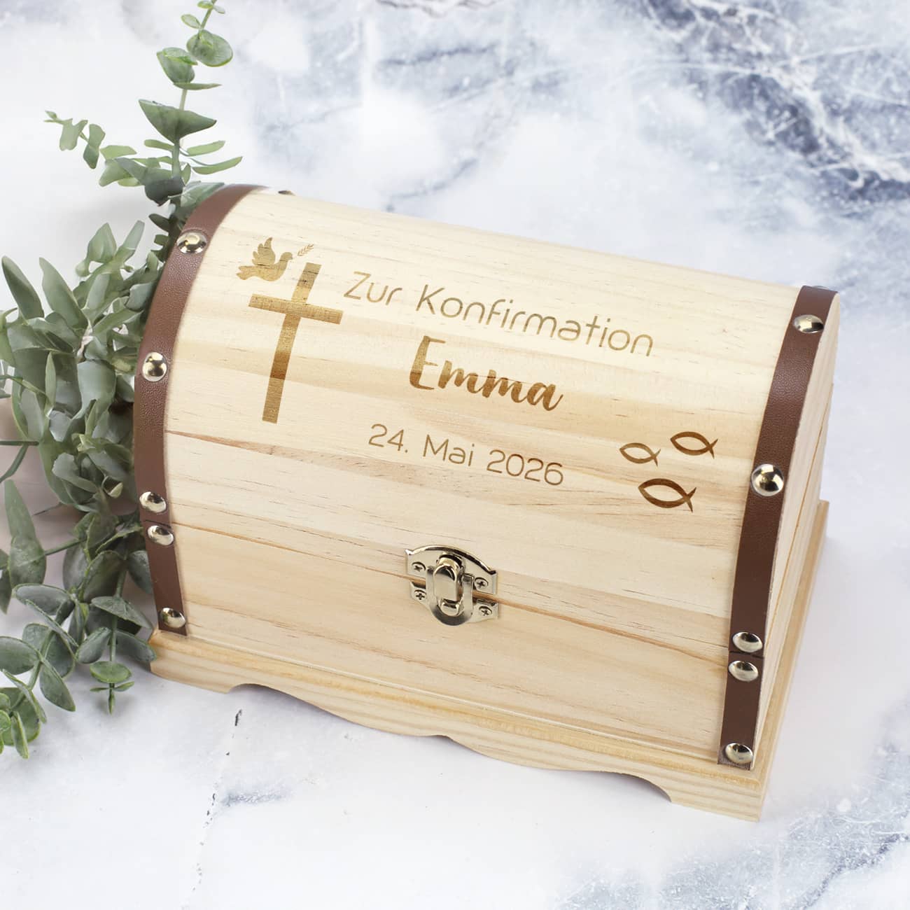 Schatztruhe zur Konfirmation mit Name & Datum graviert