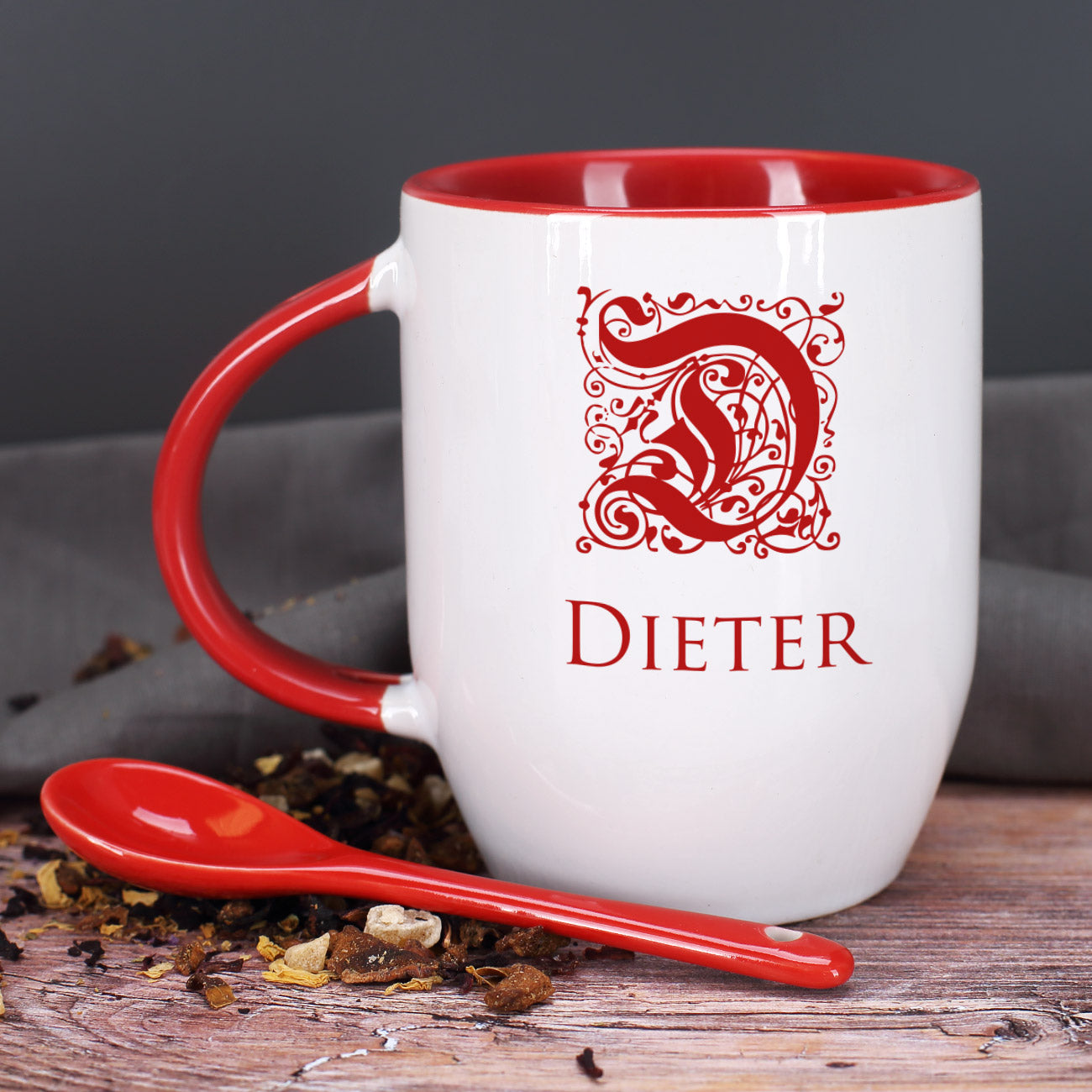 Tasse mit Monogramm