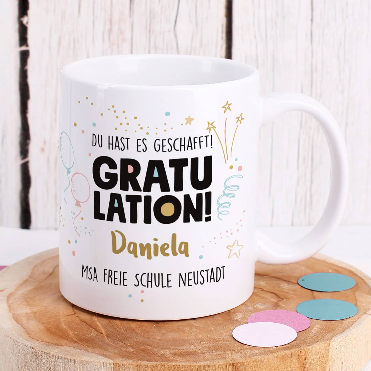 Gratulation, du hast es geschafft! Glückwunsch-Tasse mit Name und Wunschtext