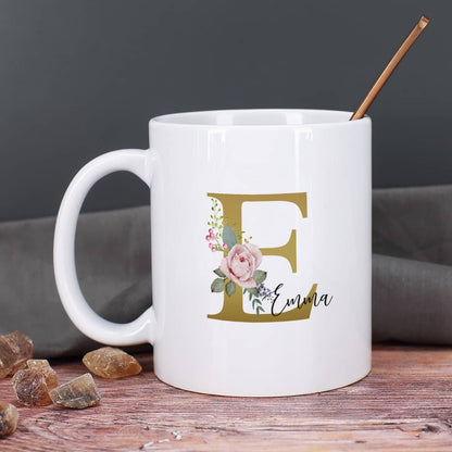 Tasse mit Rosen-Initiale und Name