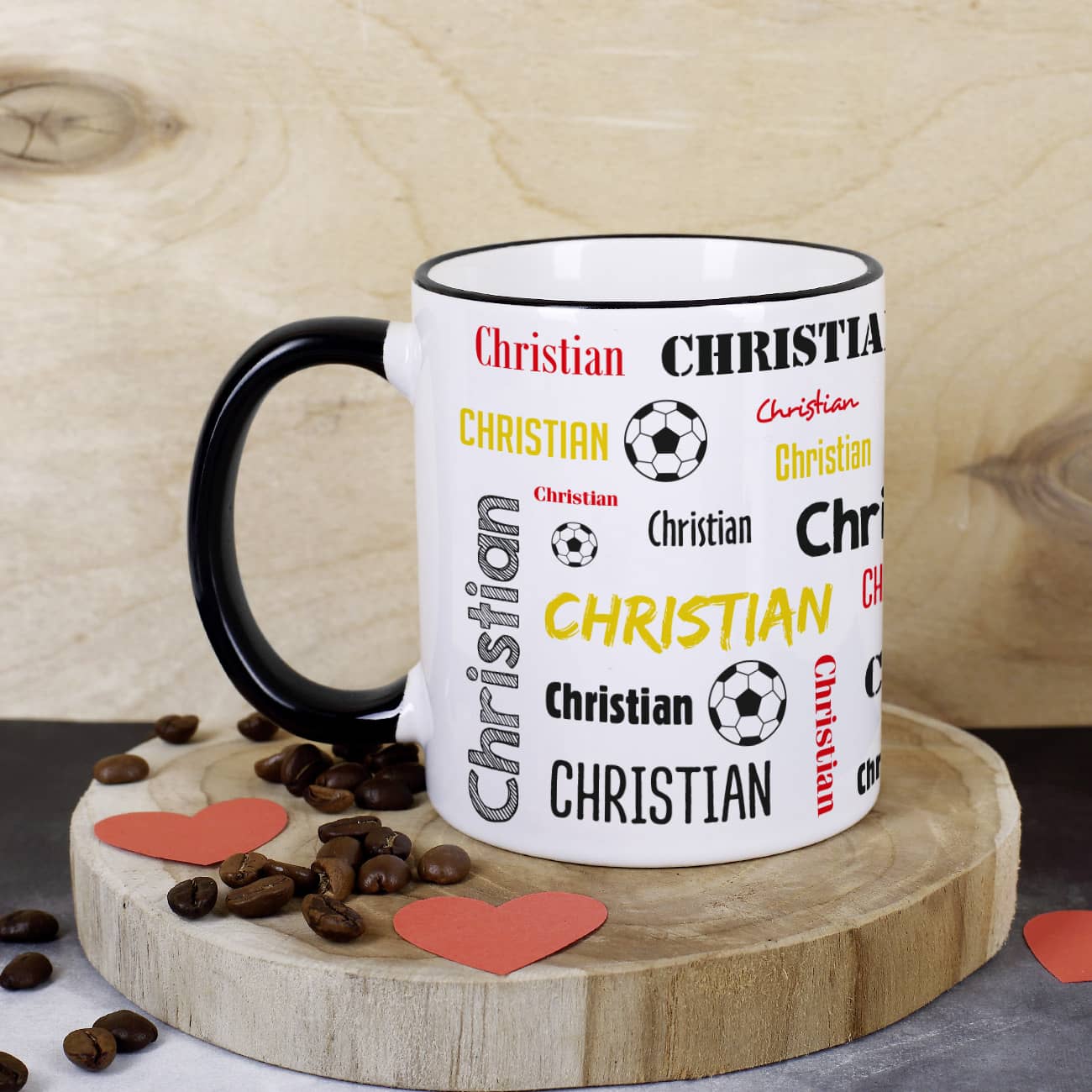 Fußballtasse mit Ihrem Namen in verschiedenen Schriftarten