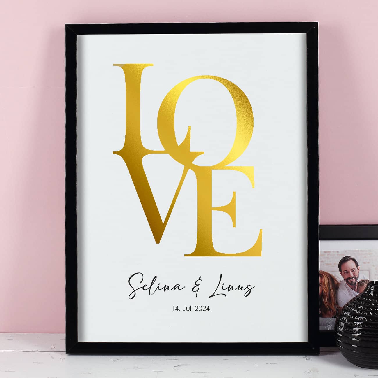 LOVE vergoldetes Wandbild zur Hochzeit mit Namen & Datum 