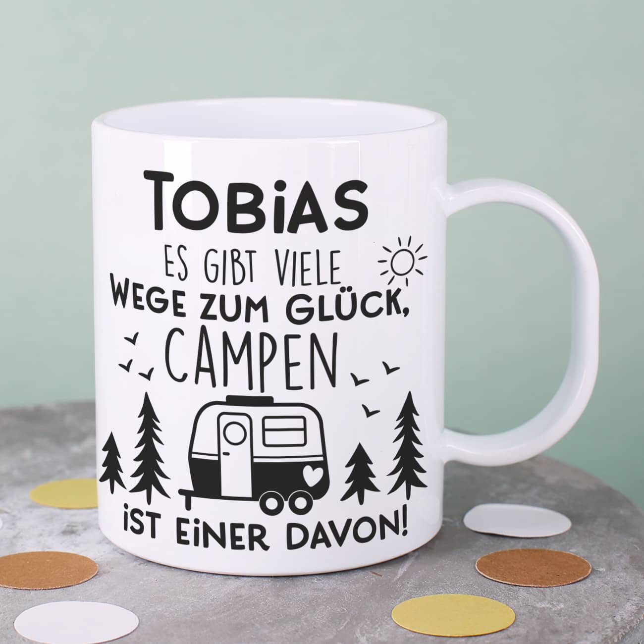 Kunststofftasse für Camper - Es gibt viele Wege zum Glück - mit Namensaufdruck