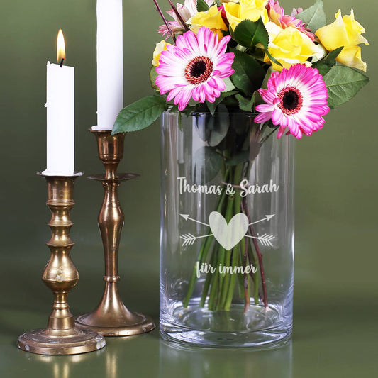 Edle Blumen-Vase mit Herz und Wunschtext graviert