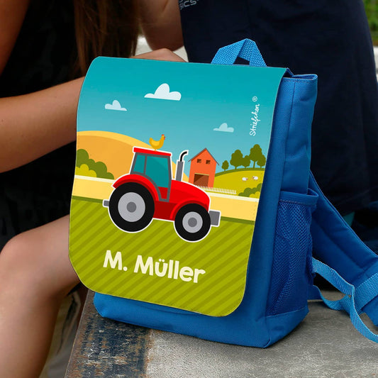 blauer Kindergartenrucksack mit Traktor und Name