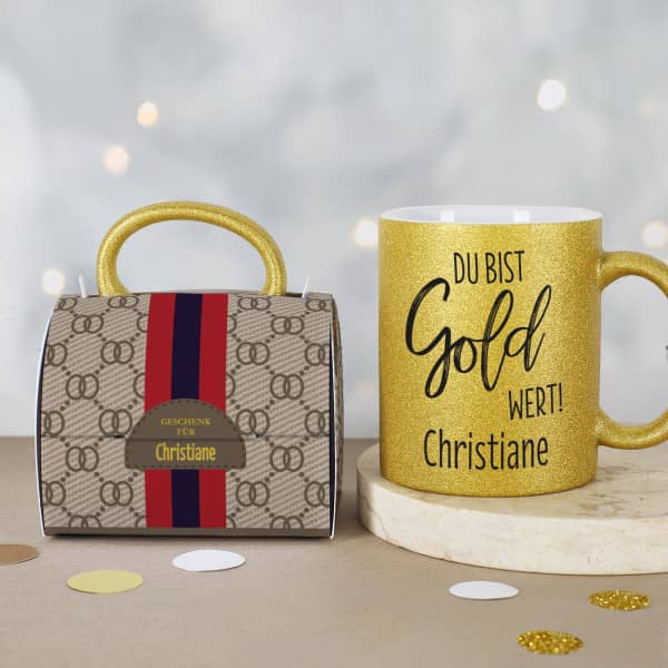 Goldtasse "Du bist Gold wert" mit Name in Tassentasche im Designer-Look