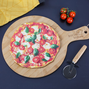 Graviertes Pizzabrett mit Personalisierung