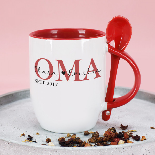 Rote Löffeltasse mit Oma seit - Motiv personalisiert mit Text und Jahr