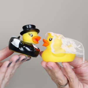 Quietsche-Enten Brautpaar zur Hochzeit