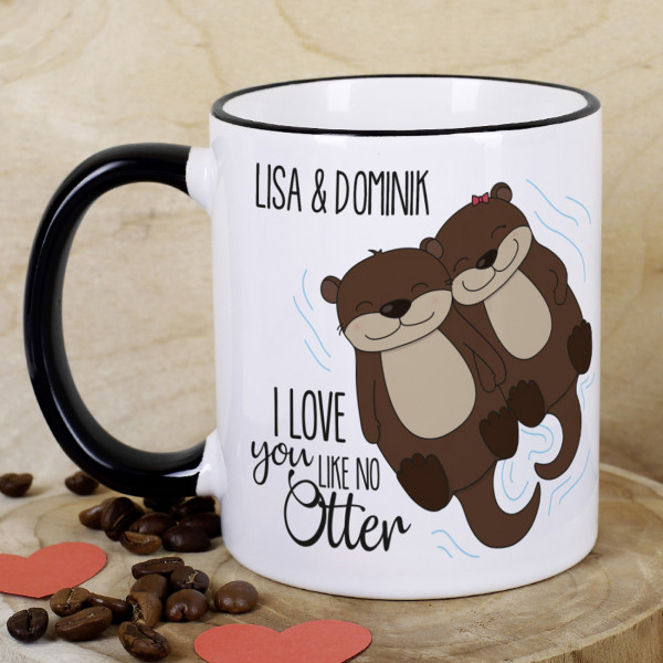 Tasse mit niedlichem Otterpaar und Ihren Wunschnamen