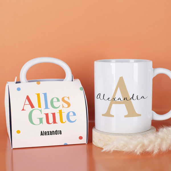 Tasse mit Name & Initial personalisiert - verpackt in persönlicher Tassentasche