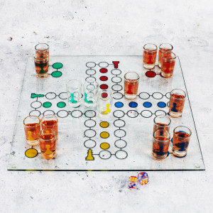 Trinkspiel Ludo aus Glas