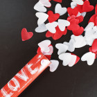 LOVE - Herzkonfetti-Kanone