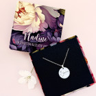 Geburtsblumen-Halskette mit Name in persönlicher Geschenkbox